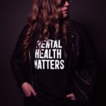 건강한 헤어 라이프, 최신 트렌드 따라 실천하는 머릿결 관리법 text